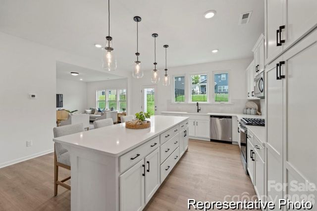 136 Pembroke Way 23, Albemarle, NC 28001
