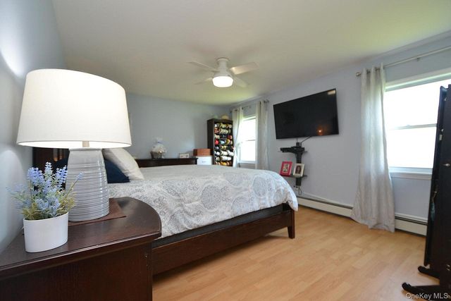 77 S Bicycle Path, Selden, NY 11784