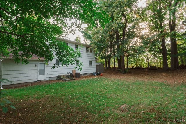 12 Massey Place, Van Buren, NY 13027