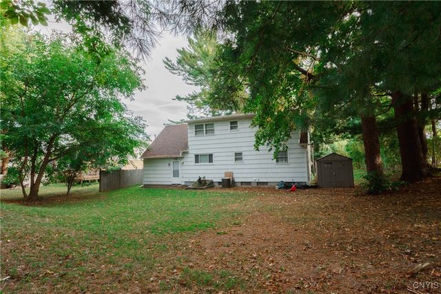 12 Massey Place, Van Buren, NY 13027