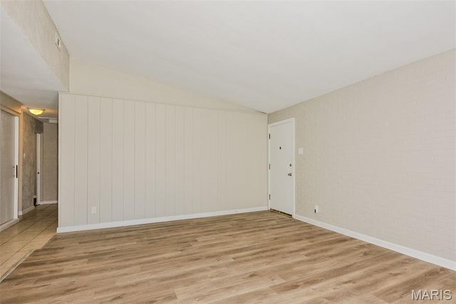 8412 Chalons Court, St Louis, MO 63134