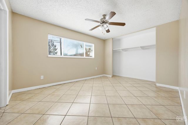 2904 Maywood Drive, Bakersfield, CA 93306
