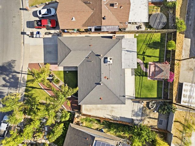 2904 Maywood Drive, Bakersfield, CA 93306