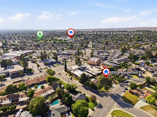 2904 Maywood Drive, Bakersfield, CA 93306