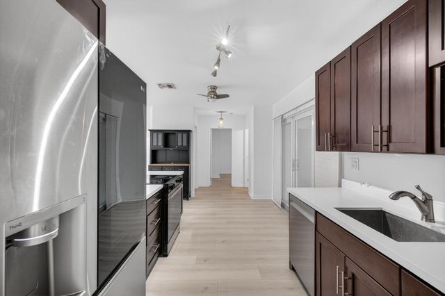 1029 NE 9th Avenue, Fort Lauderdale, FL 33304