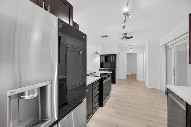 1029 NE 9th Avenue, Fort Lauderdale, FL 33304