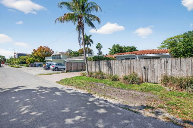 1029 NE 9th Avenue, Fort Lauderdale, FL 33304