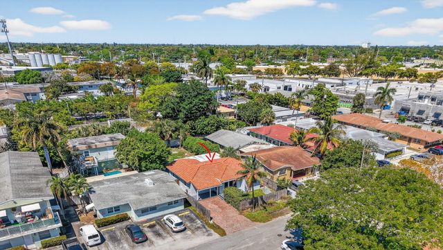 1029 NE 9th Avenue, Fort Lauderdale, FL 33304