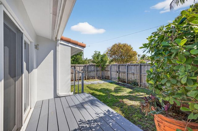 1029 NE 9th Avenue, Fort Lauderdale, FL 33304