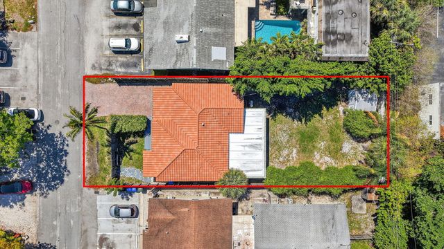 1029 NE 9th Avenue, Fort Lauderdale, FL 33304