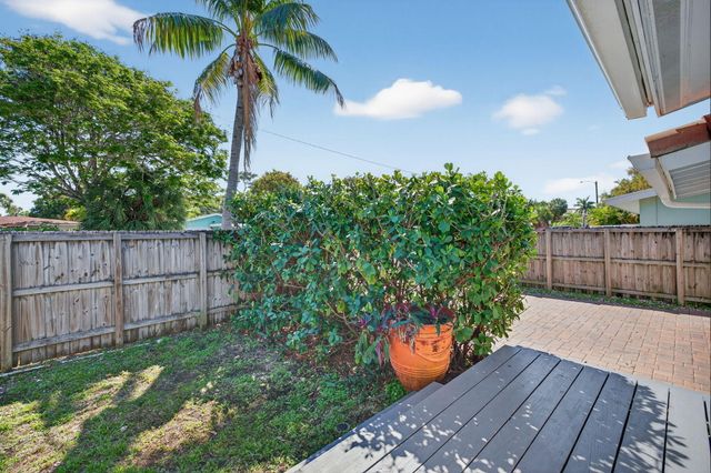 1029 NE 9th Avenue, Fort Lauderdale, FL 33304