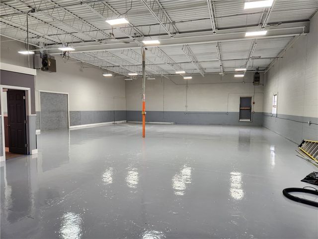 103 Glenham Avenue, Warwick, RI 02886