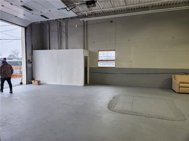 103 Glenham Avenue, Warwick, RI 02886