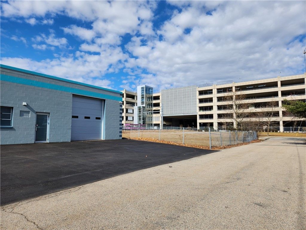 103 Glenham Avenue, Warwick, RI 02886