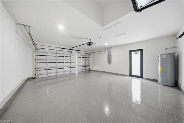 911 Cleveland AVE, Lehigh Acres, FL 33972