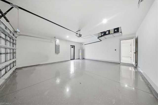 911 Cleveland AVE, Lehigh Acres, FL 33972