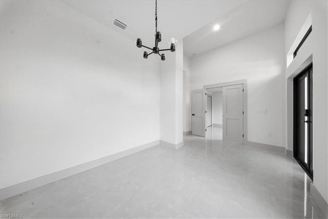 911 Cleveland AVE, Lehigh Acres, FL 33972