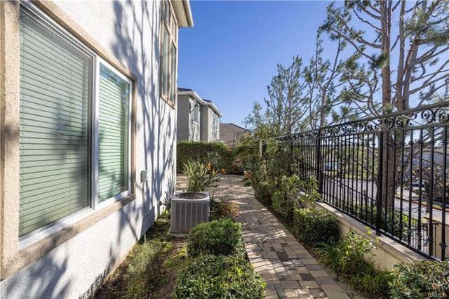 19932 Oakville Court, Porter Ranch, CA 91326