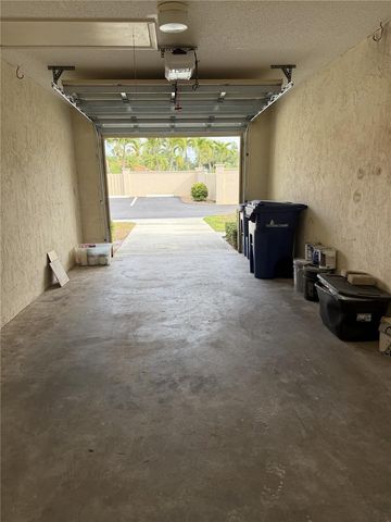 2004 LONGPOINTE CIRCLE, Venice, FL 34293