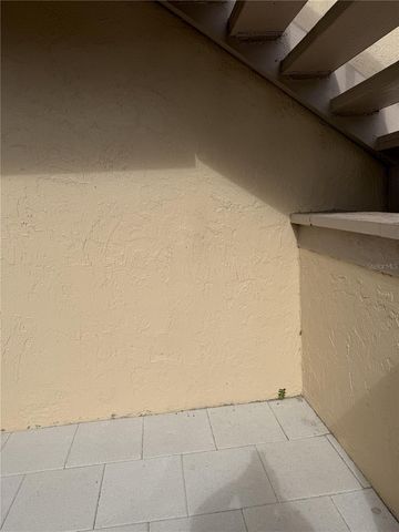 2004 LONGPOINTE CIRCLE, Venice, FL 34293