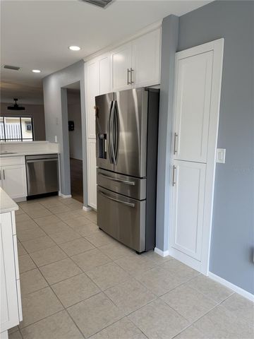 2004 LONGPOINTE CIRCLE, Venice, FL 34293