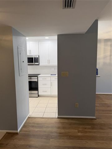 2004 LONGPOINTE CIRCLE, Venice, FL 34293