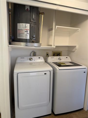 2004 LONGPOINTE CIRCLE, Venice, FL 34293