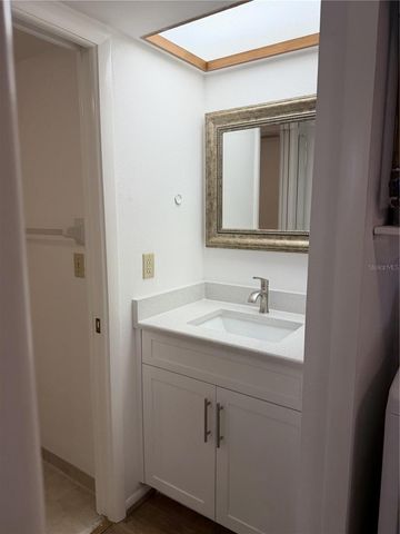 2004 LONGPOINTE CIRCLE, Venice, FL 34293
