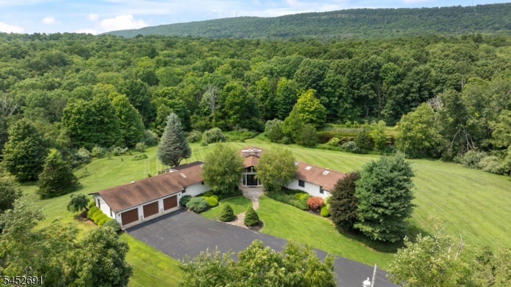 90 Phillips Rd, Frankford Twp., NJ 07826 — photo 3