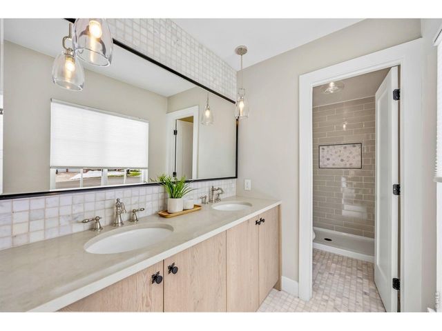 7128 S Glencoe Ct, Centennial, CO 80122