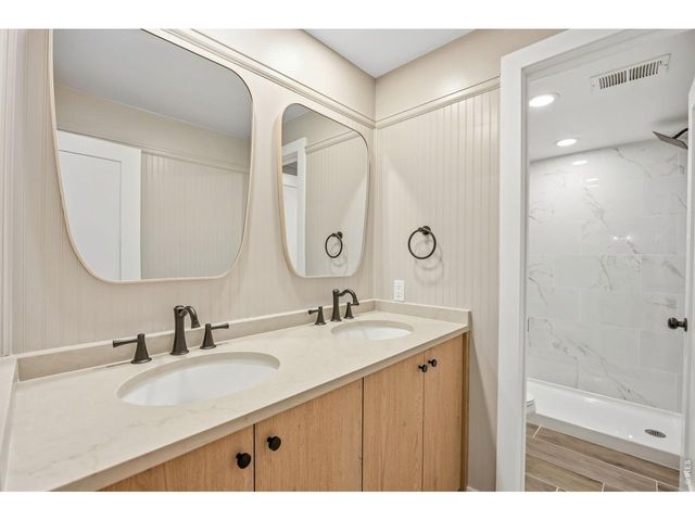 7128 S Glencoe Ct, Centennial, CO 80122