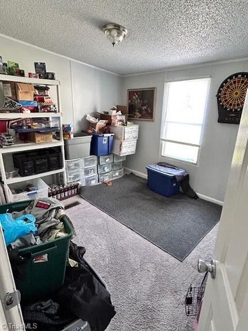 4430 Effie Lane, Walkertown, NC 27051