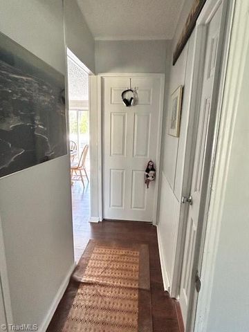4430 Effie Lane, Walkertown, NC 27051