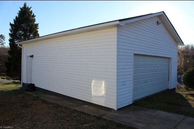 4430 Effie Lane, Walkertown, NC 27051