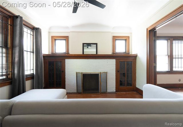 5303 Hurlbut Street, Detroit, MI 48213
