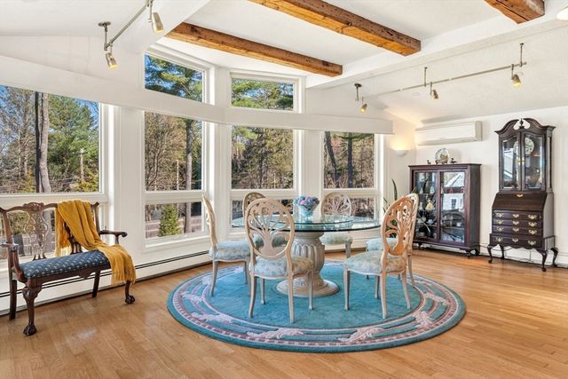 39 Kings Grant Rd, Weston, MA 02493