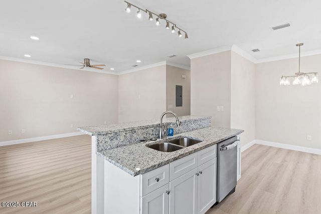 2204 E 8th Street, Panama City, FL 32401