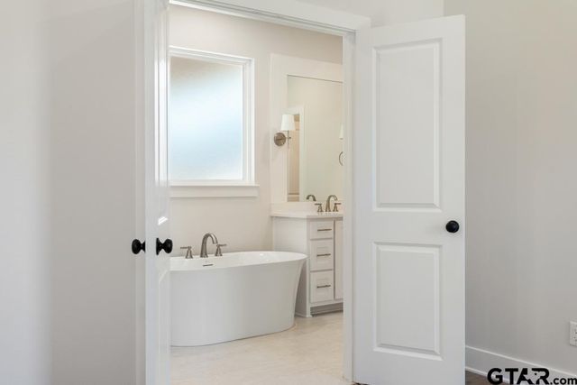 7177 Alexander, Tyler, TX 75707