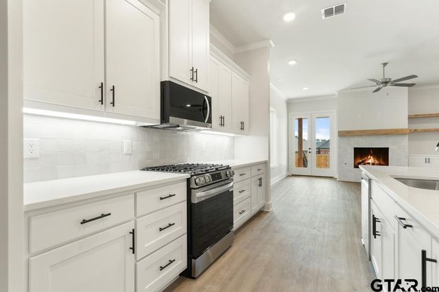 7177 Alexander, Tyler, TX 75707