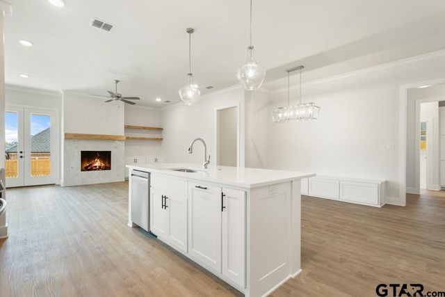 7177 Alexander, Tyler, TX 75707