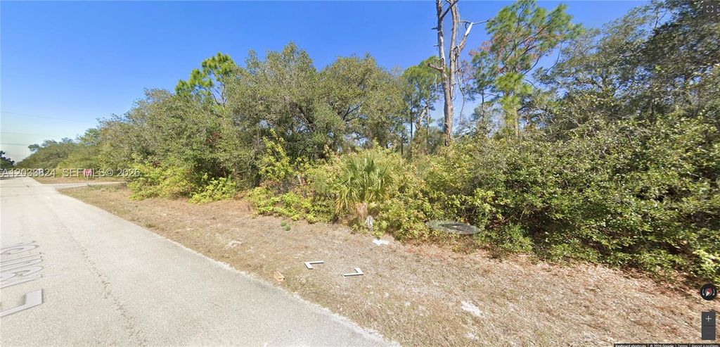 2803 E 19th Street, Lehigh Acres, FL 33972