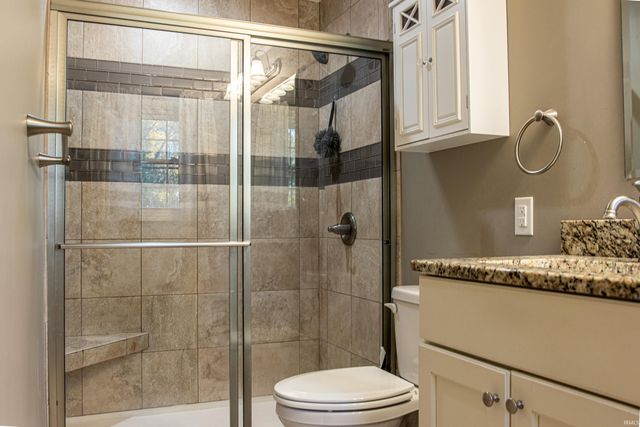 905 N Pheasant Court, Vincennes, IN 47591