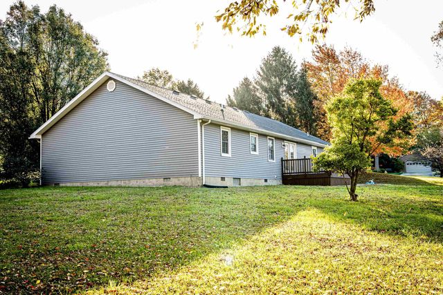 905 N Pheasant Court, Vincennes, IN 47591