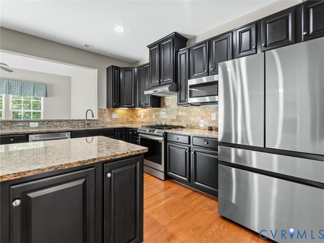 9817 Harvest Honey Rd, Mechanicsville, VA 23116