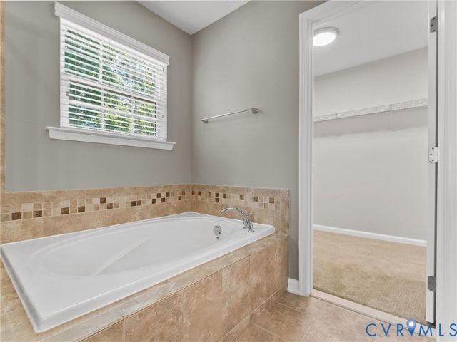 9817 Harvest Honey Rd, Mechanicsville, VA 23116