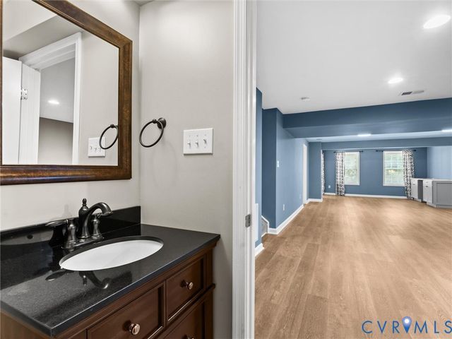 9817 Harvest Honey Rd, Mechanicsville, VA 23116