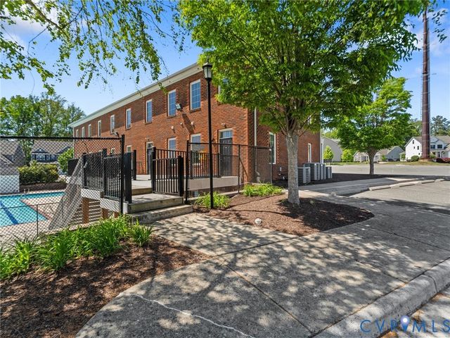 9817 Harvest Honey Rd, Mechanicsville, VA 23116