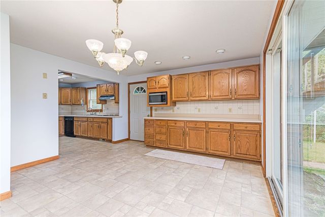 10 Joanth Terrace, Westerly, RI 02891