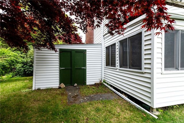 10 Joanth Terrace, Westerly, RI 02891