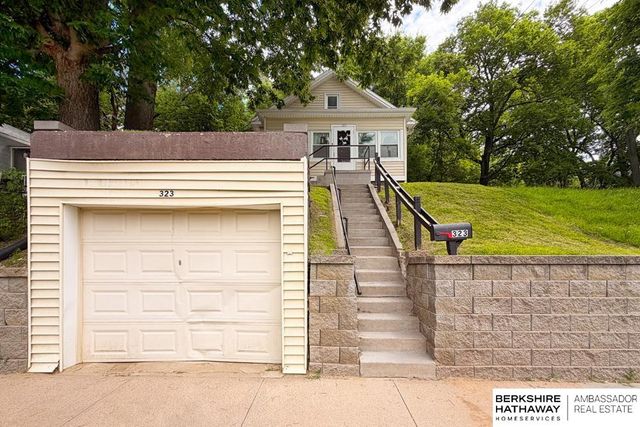 323 Benton Street, Council Bluffs, IA 51503